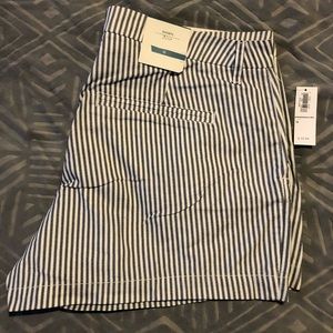 Women’s Old Navy shorts